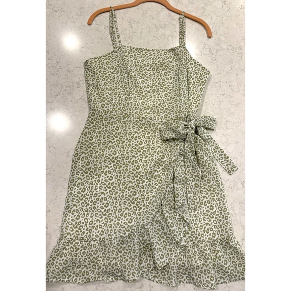 Altar'd State Dresses & Skirts - Altar’d State Green Animal Print Ruffle Dress Size L